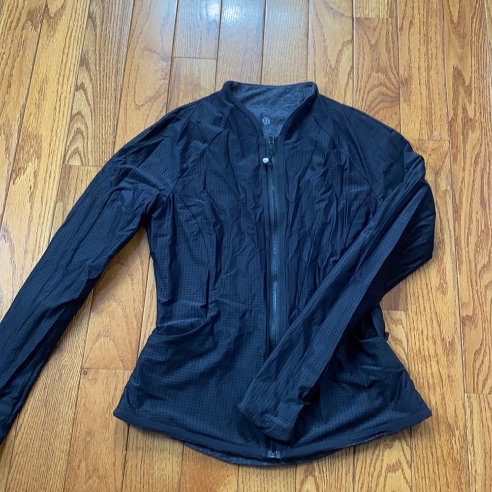 Reversible black and grey Lululemon jacket!
